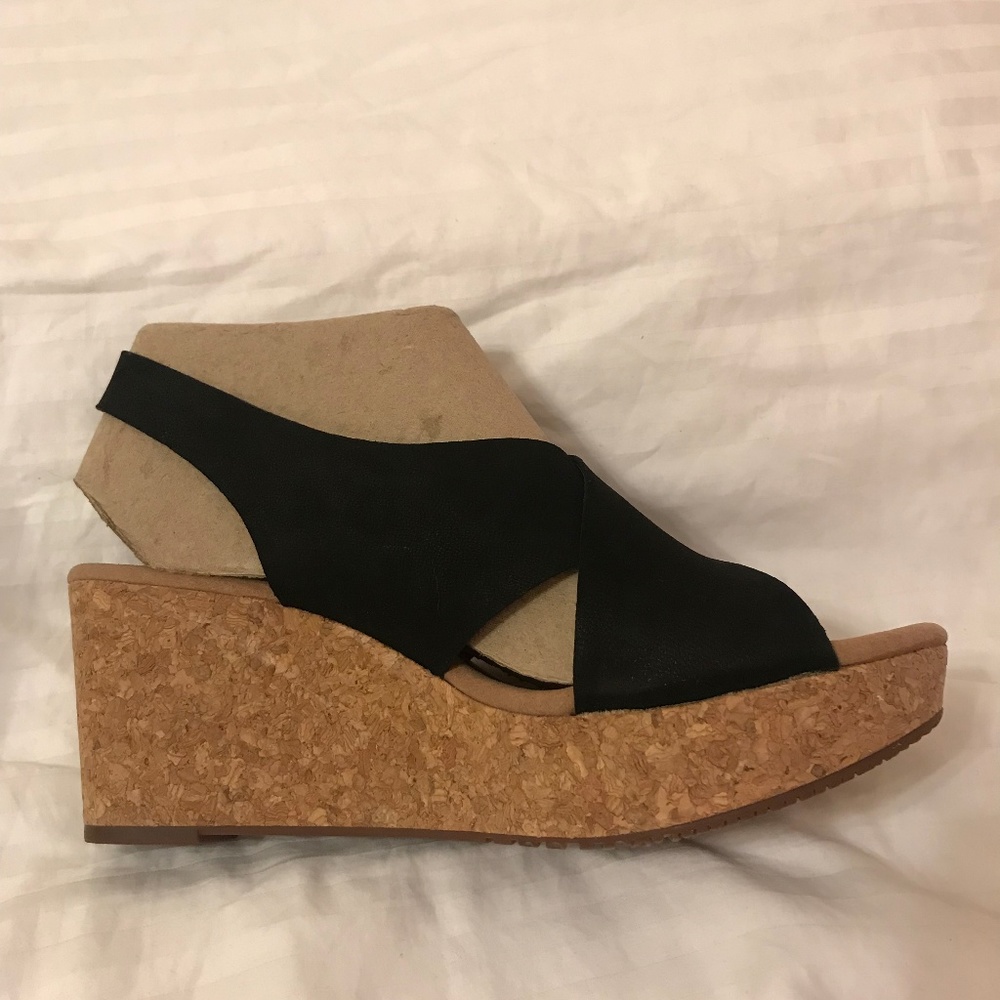 Clarks Black Annadel Eirwyn Wedges